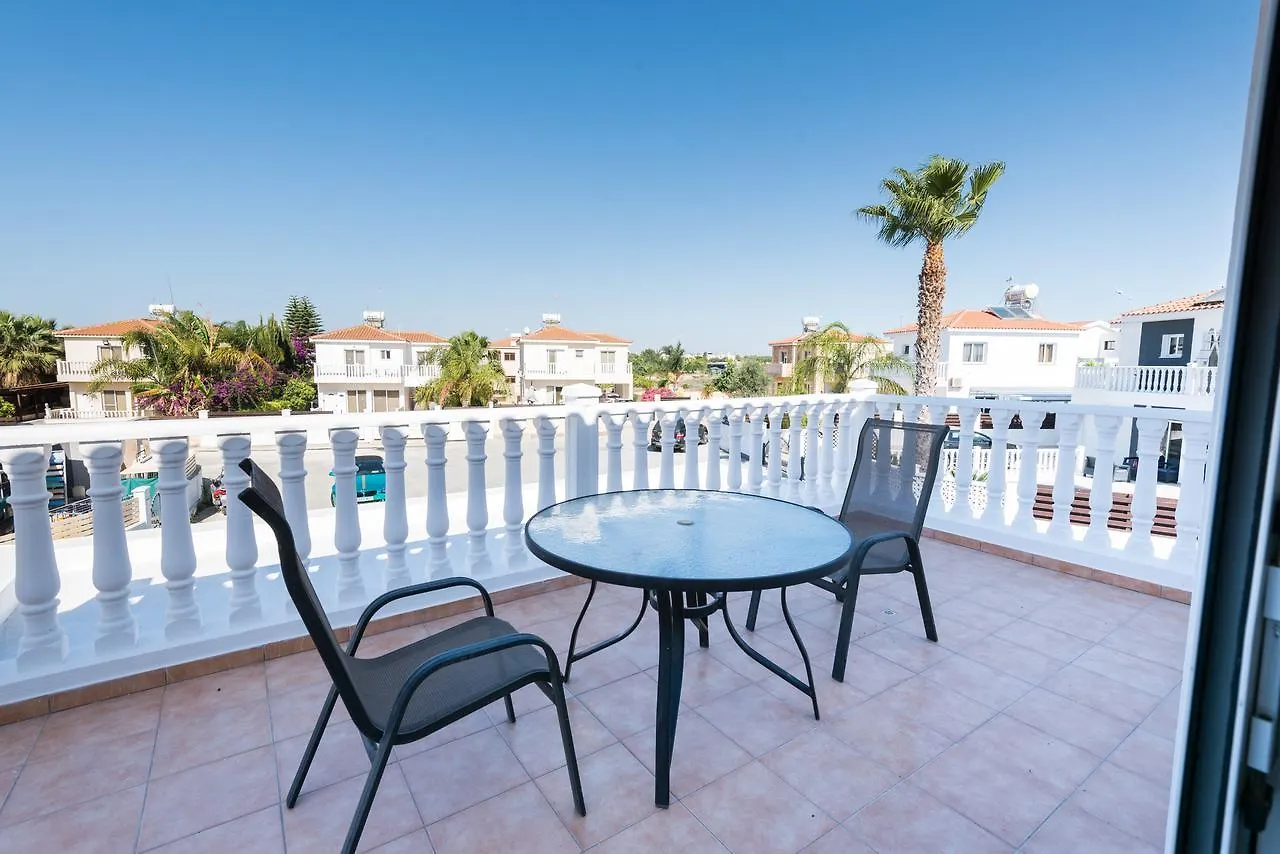 Villa Valmare Ayia Napa Chipre